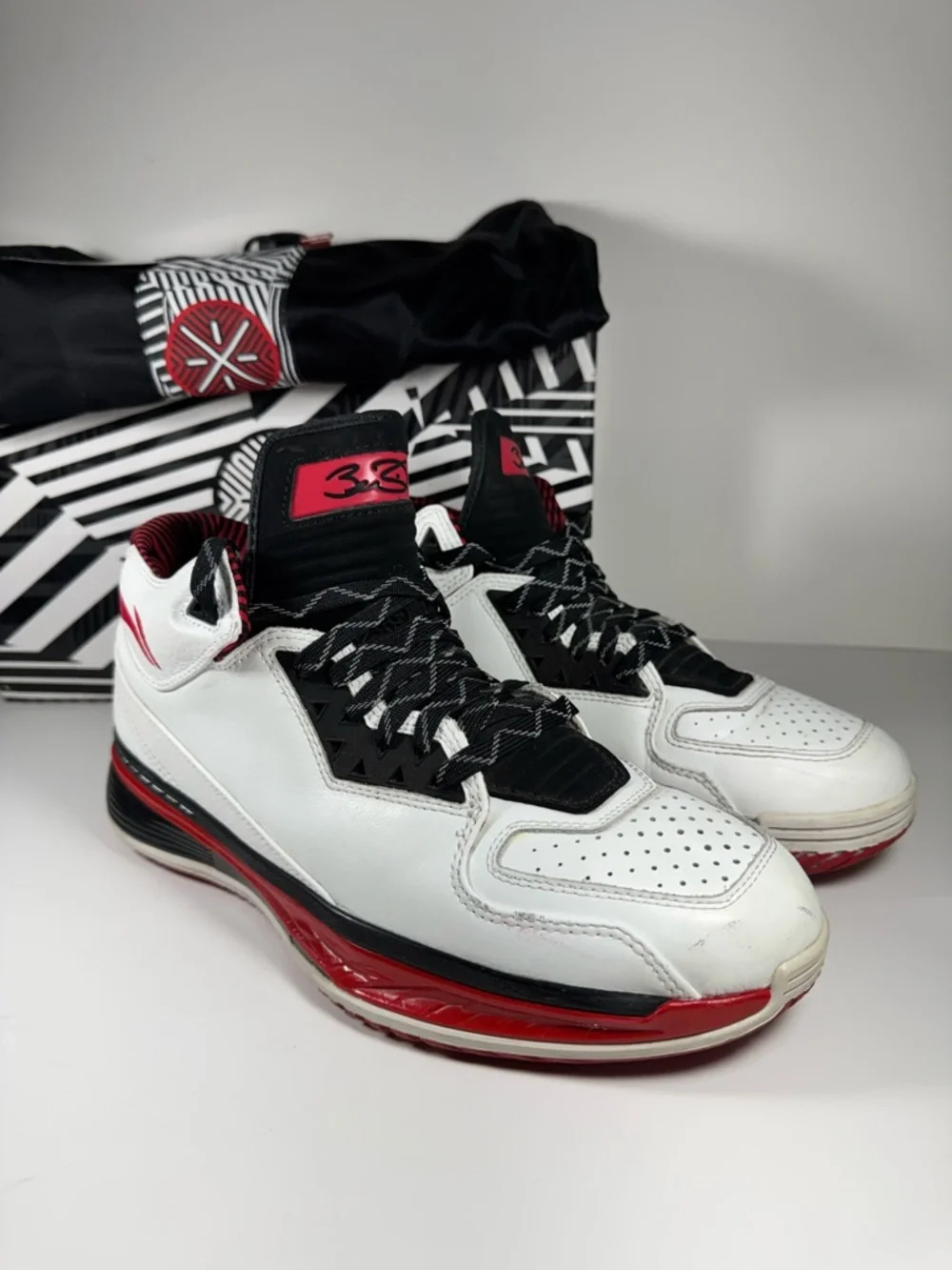 Li-Ning Way of Wade 2 Overtown Dwayne Wade White Red Black Men’s 12 WOW Sneakers
